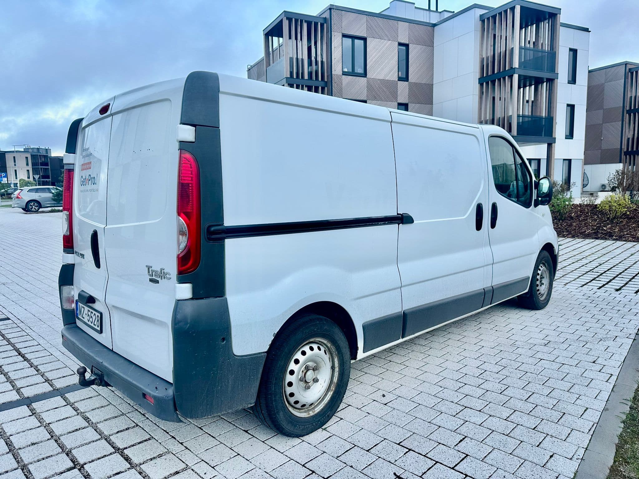 Renault Trafic image 1