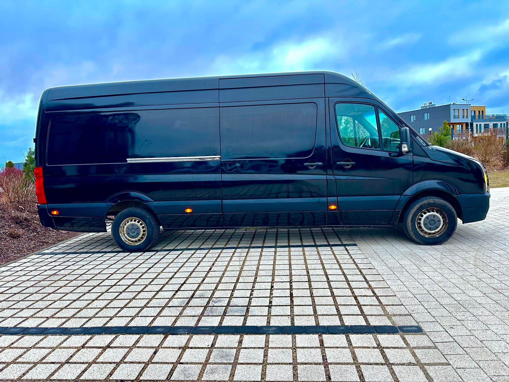 Volkswagen Crafter image 2