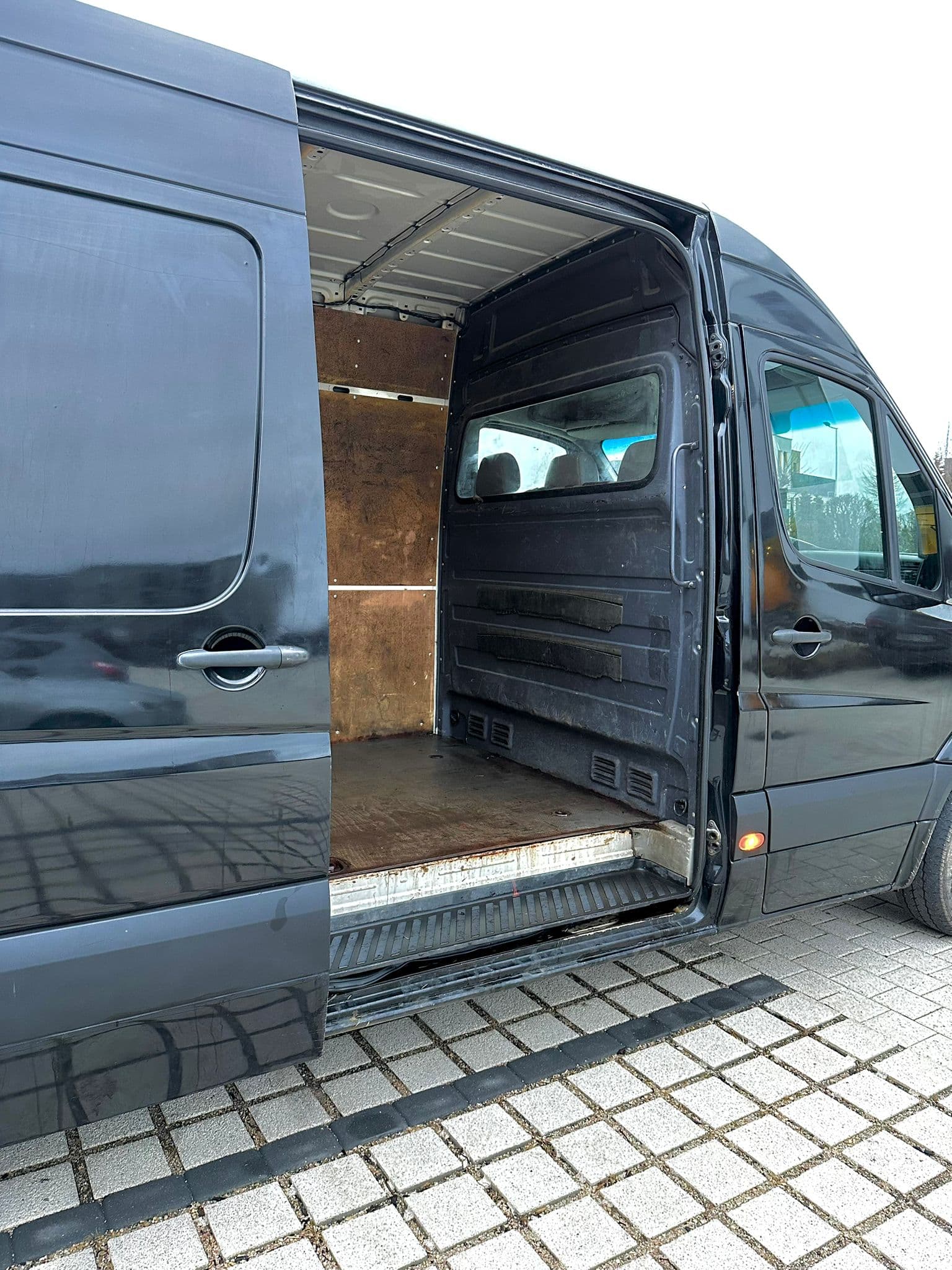 Volkswagen Crafter image 3