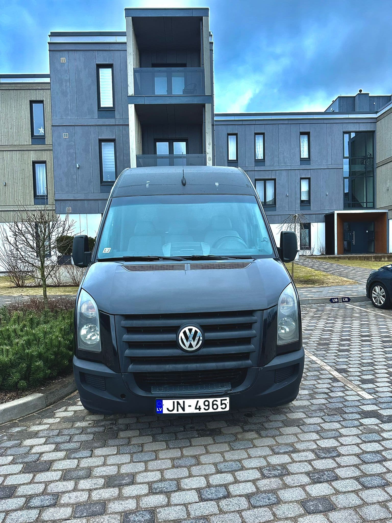 Volkswagen Crafter image 7