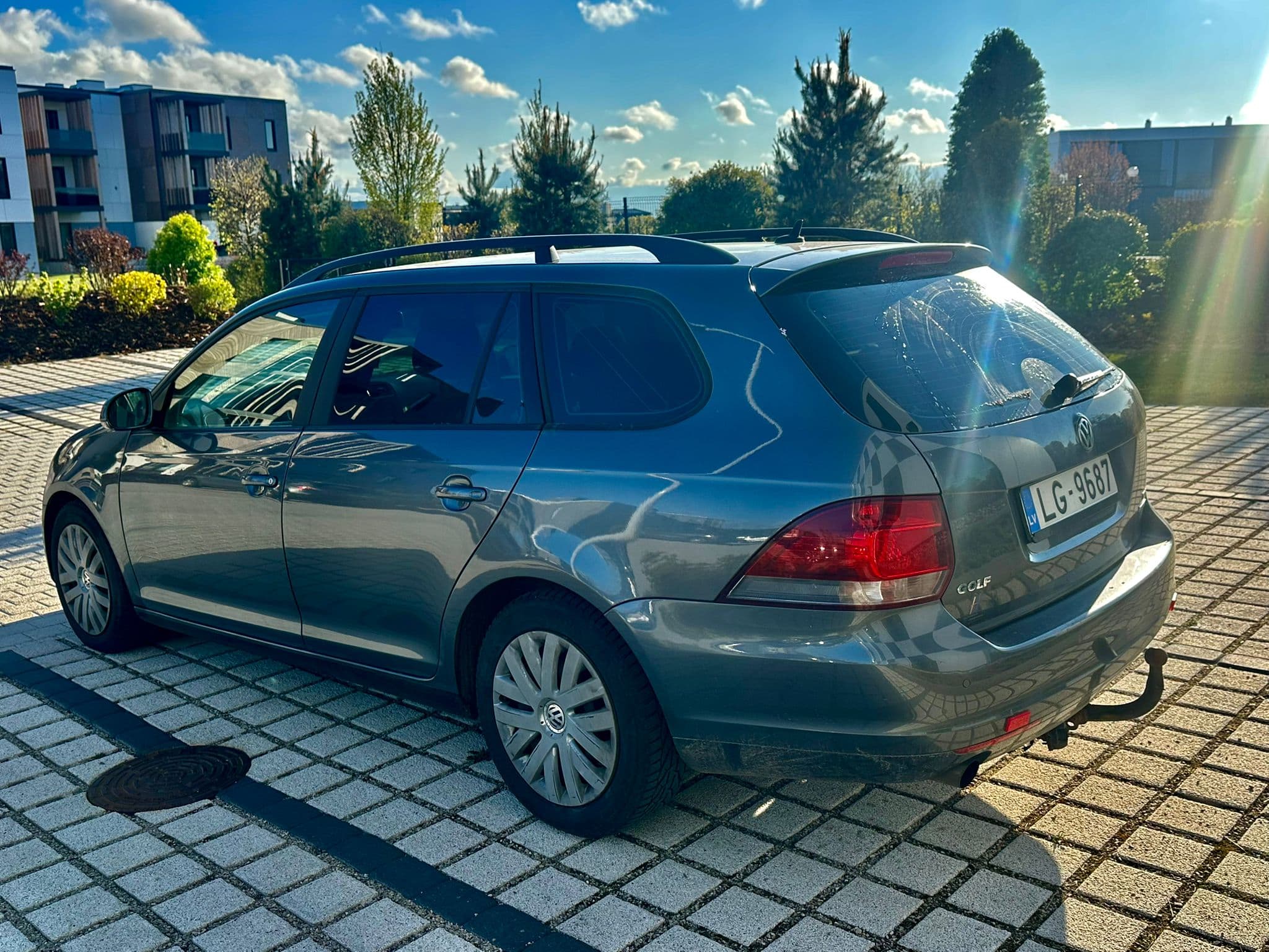 Volkswagen Golf image 2