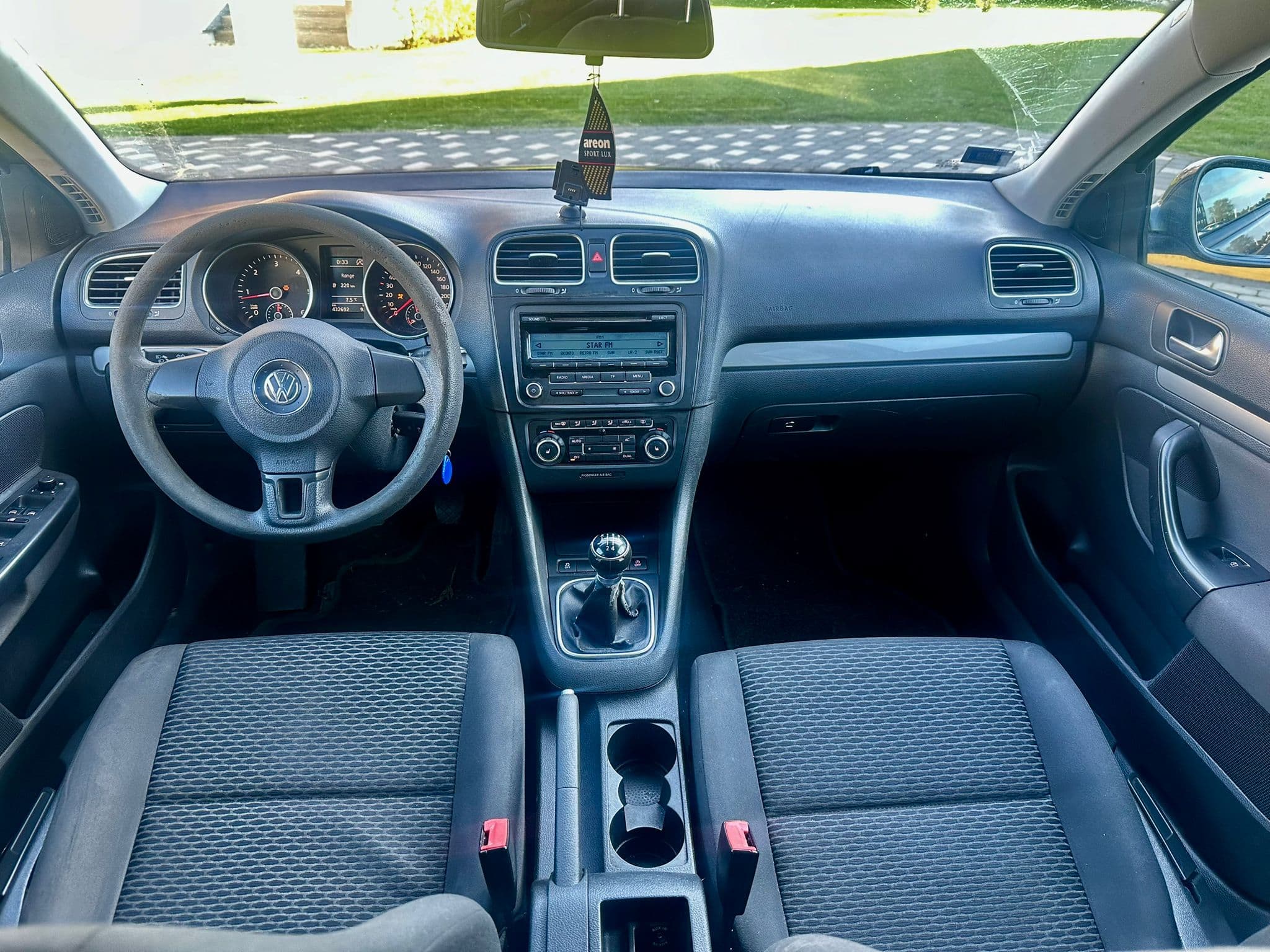 Volkswagen Golf image 7